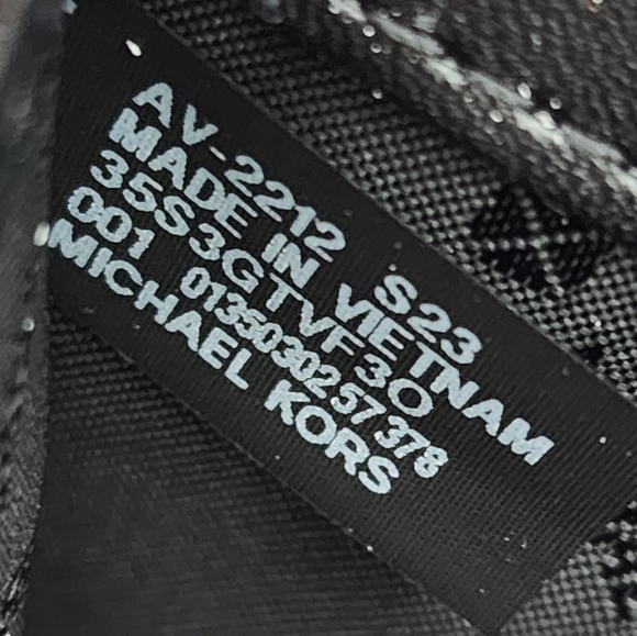 Michael Kors Jet Set Studded Trifold Wallet Black - Picture 4 of 6